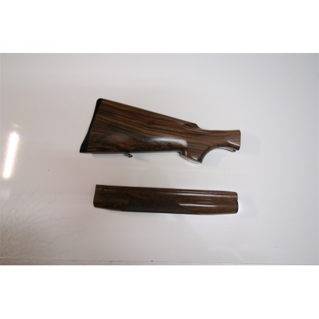 Calcio ed Asta Benelli calibro 12 Super 90 Raffaello con legno grado 3